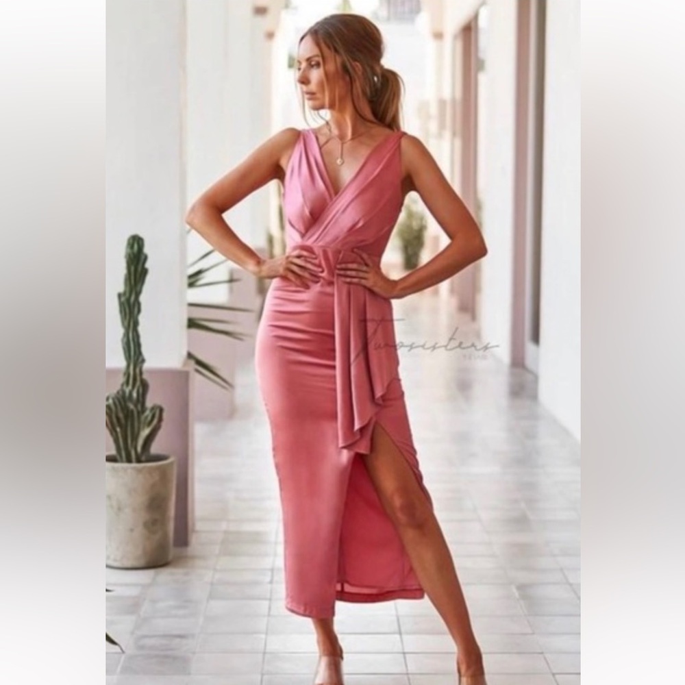 Two sisters the label goddess dress